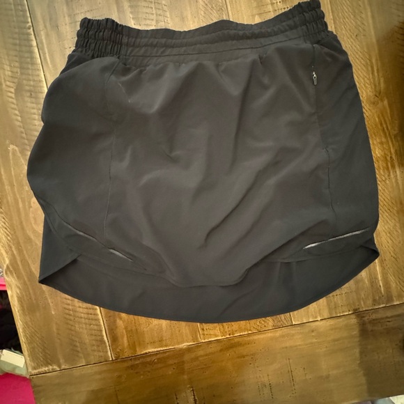 Lululemon skirt - Picture 1 of 2